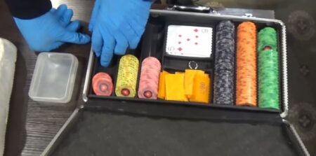 ҚМА мейрамханада заңсыз ойын ұйымдастырғандарды әшкереледі