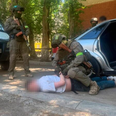 Шет мемлекетте соғысқа қатысқан: ҰҚК діни радикалдарды ұстады Діни радикалдар