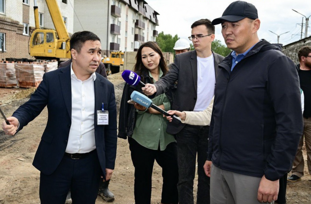 Солтүстіктегі Бескөл ауылында бес қабатты үйлер бой көтеріп жатыр құрылыс үйлер