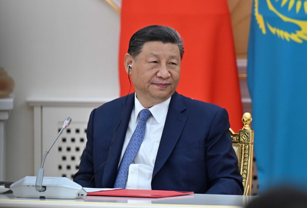 Бейжің бағыты: Қазақстан сыртқы саясаттағы жаңа бағдарын нақтылады Си Цзиньпин