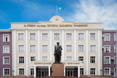 Шымкентте Әуезов университетінің ректоры ұсталды