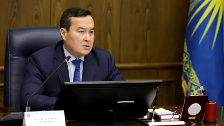 Олигархаттың жасырын штабы: «Өзге Қазақстан» Смайыловқа неге өшікті олигархтарға жеңілдетілген кредит беру