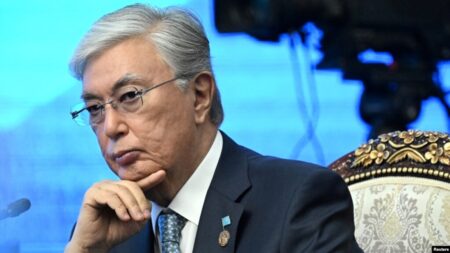 Бейбіт түрде шешпесе, қос тарапты да жойып тынады: Тоқаев Ресей-Украина арақатынасы туралы Қасым-Жомарт Тоқаев