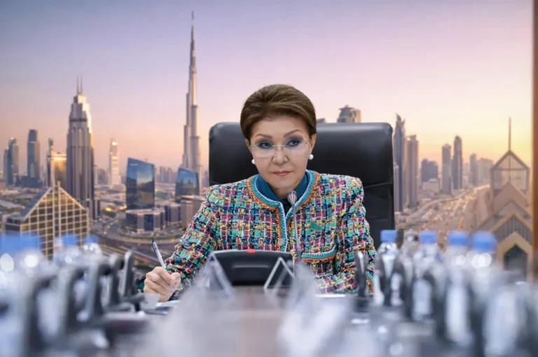 Дубайдағы қазақ шенеуніктері