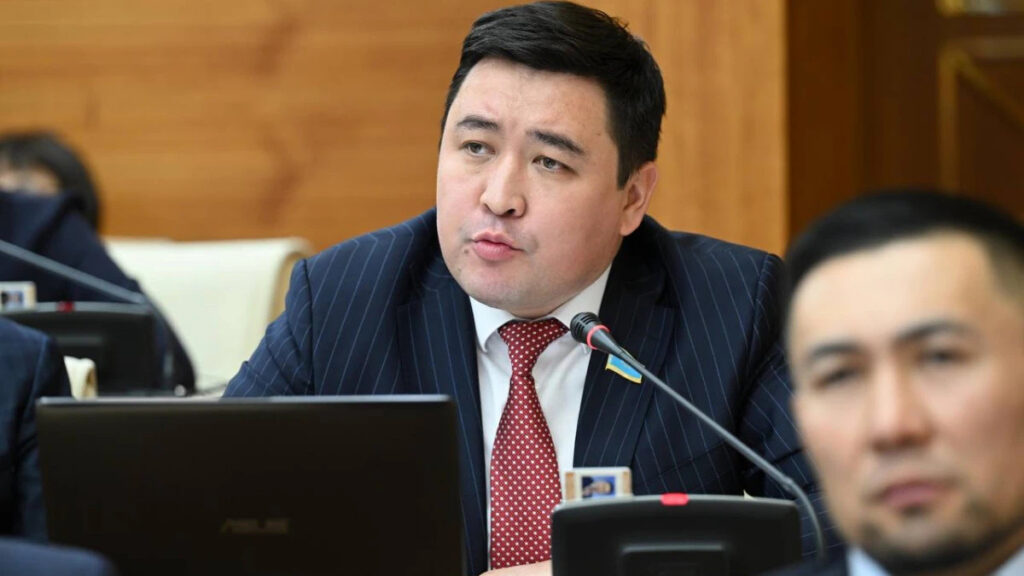 Істі министр бақылауға алғанын күтіп отыру керек пе? — депутат Шерзаттың өліміне қатысты