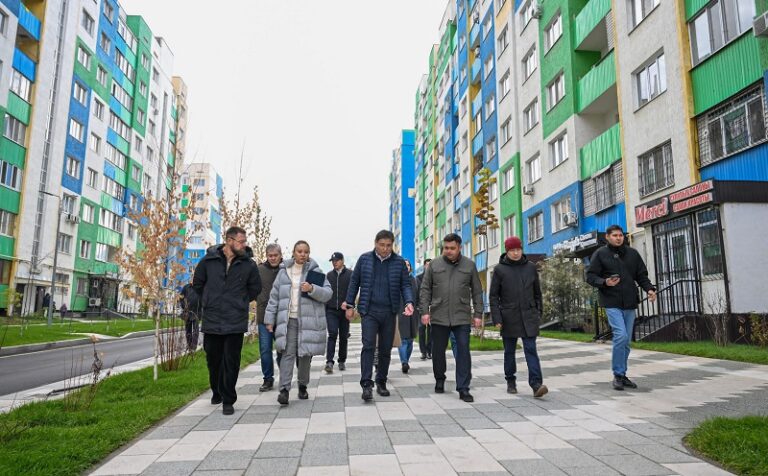 Жайлы қалалық орта: Шұғыла шағын ауданында балалар және спорт алаңдары бар жаяу жүргіншілер аймағы пайда болады