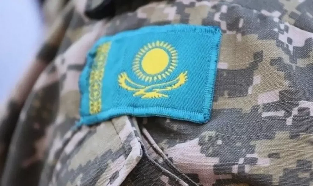 Ақтөбеде көз жұмған сарбаздың анасы үндеу жасады