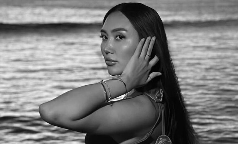 Апатқа ұшыраған ұшақтың ішінде танымал тіс дәрігері болған Сәлима Жутаева