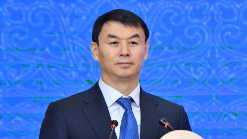 Дархан Сатыбалды әкім лауазымынан кетіп, жаңа қызметке тағайындалды