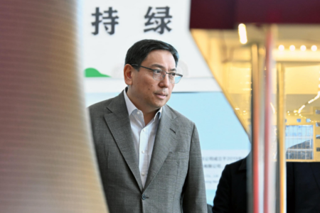 Ерболат Досаев Қытайдағы тұрмыстық қатты қалдықтарды қайта өңдеу зауытына барды