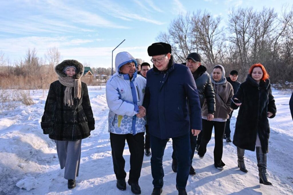 Берік Уәли Семейде 50 метрлік шолу дөңгелегін салуды ұсынған