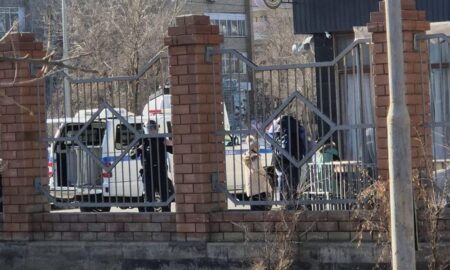 Атырауда мектеп мұғаліміне жарылыс туралы хабарлама келіп, 80 миллион теңге талап еткен