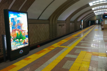 Алматы метрополитені қос функциялы жаңа қоршауларды сынақтан өткізуде