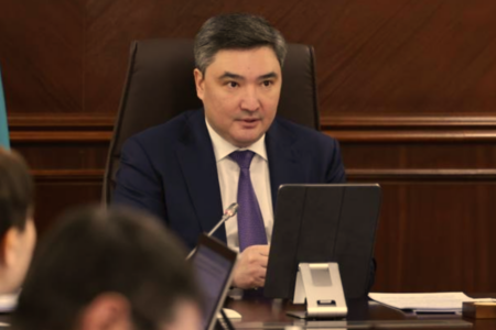 Бектенов жасанды интеллектіні кеңінен пайдалануға үндеді