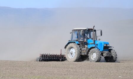 Жетісу шаруалары көктемгі дән себу жұмыстарына дайындалуда