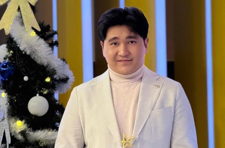 Танымал қазақстандық әншіге Латвияға кіруге тыйым салынған