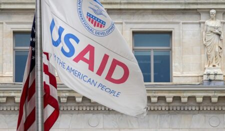 Трамп USAID-тың түбіне жете ме?