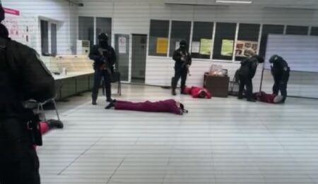 Газды вагондармен ұрлап тасыған қылмыстық топ ұсталды