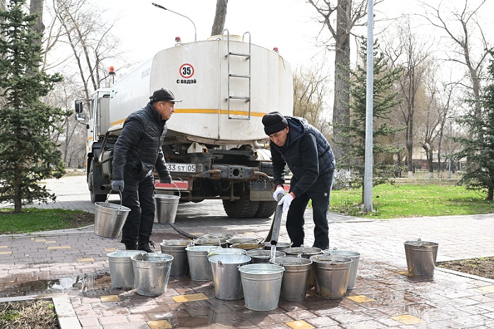 Фотосуреттерді түсірген: Дмитрий Ерофеев