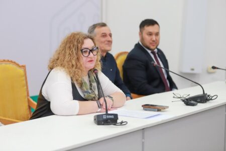 Жастарды экологиялық бастамаларға тарту: Шығыс Қазақстан техникалық университетінде пікірталас өтті