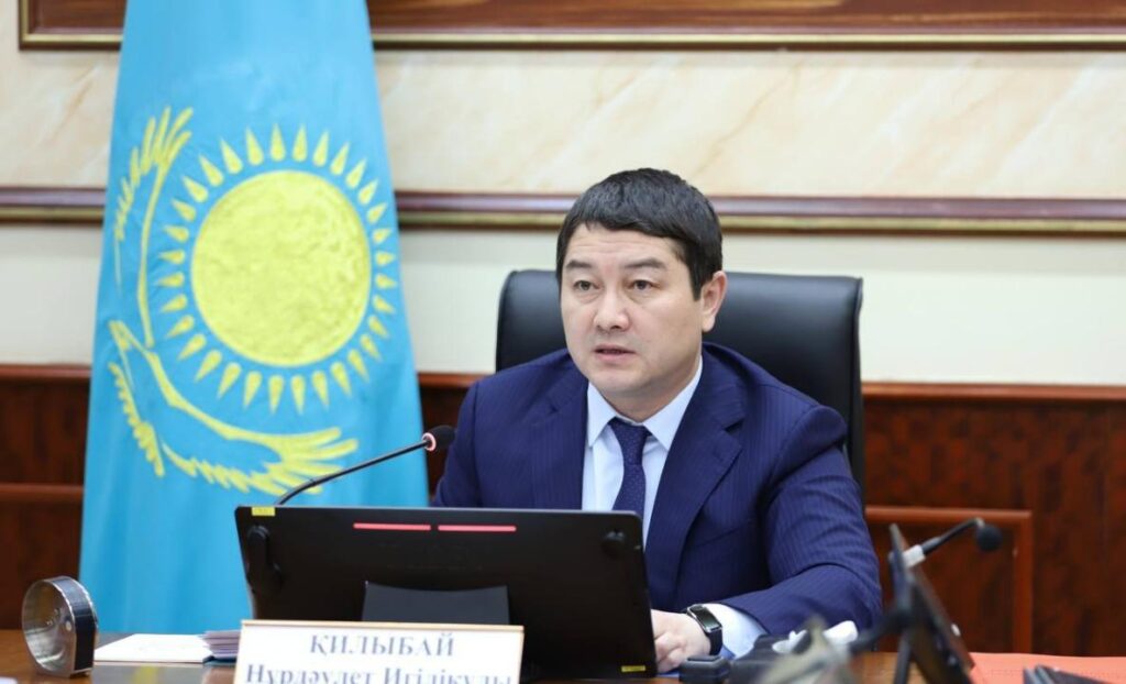 Тіл саясатына салмақты көзқарас: Қилыбайдың қоғамға үндеуі Нұрдәулет Қилыбай