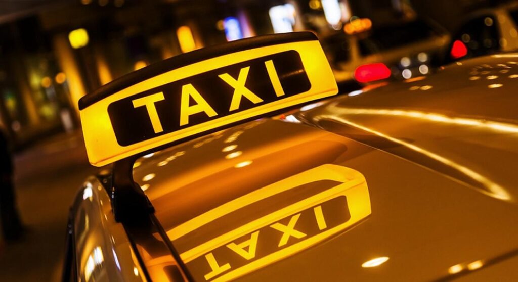 Депутат такси қызметіне қатысты жаңа заң жобасы тоқтатылғанын мәлімдеді