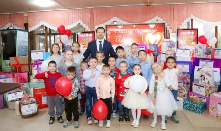 Жетісу университеті: Балаға қамқорлық – ұрпақ тәрбиесіндегі маңызды қадам