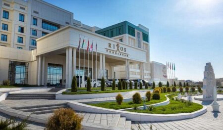 Түркістандағы қонақүйлердің бәрі туристерге толды