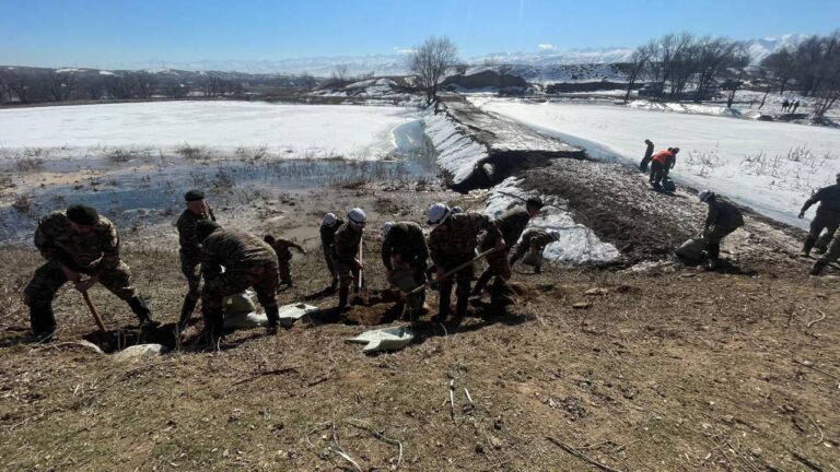 Ұзынағаш ауылында сүзу алаңдарын нығайтудың серпіні жойылып жатыр