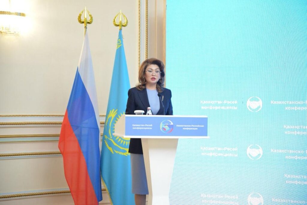 «Қазақстан майданға бәрін берді»: Аида Балаева республика экономикасының Жеңіске қосқан үлесі туралы