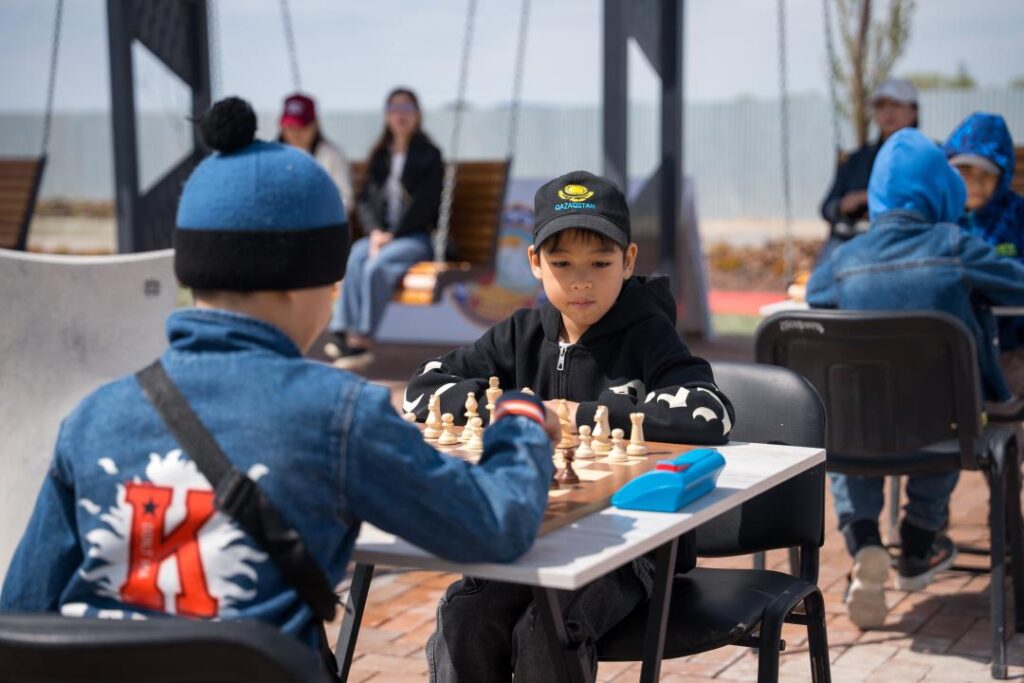 Қапшағай жағалауы абаттандырылды: жаңа демалыс аймағы пайдалануға берілді