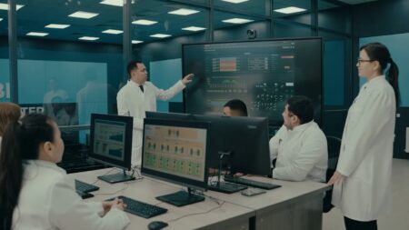 ҚазҰУ суперкомпьютері зерттеу жұмысын жеделтеді