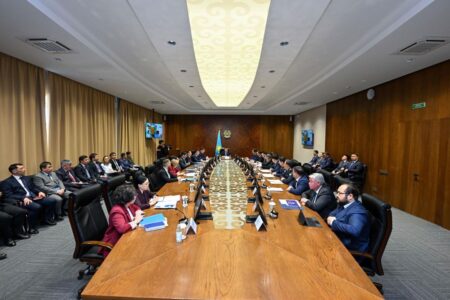 Қанат Бозымбаев: Абай облысына жан-жақты қолдау көрсетіледі