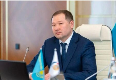 ШҚО-да аналар өлімі 65%-ға, нәресте өлімі 31,5%-ға азайды – Дархан Сапанов