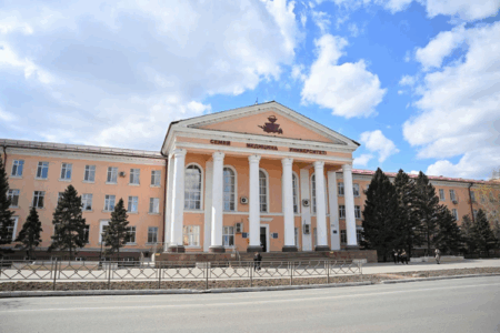 Берік Уәли Семей медицина университетінің жұмысымен танысты