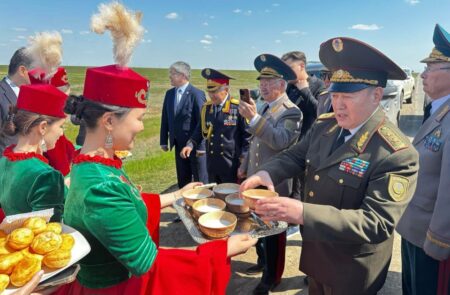 Жеңістің рухы — ұрпаққа аманат: «Генералдар кеңесі» Батысқа келді