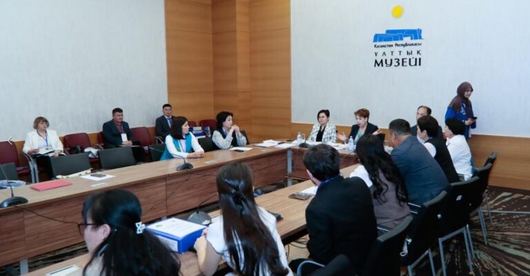 Мәдениет қызметкерлерінің форумында кітапханаларда заманауи технологияларды қолдану мәселелері талқыланды