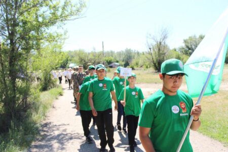 Абай облысында «Парктер шеруі» экологиялық акциясы өтті