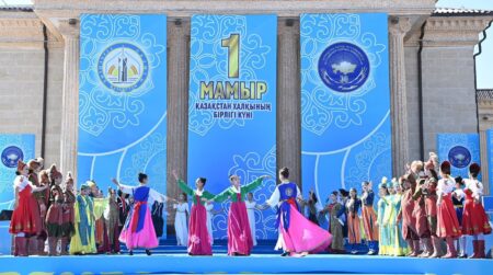 Қызылордада «Достық үйі» алаңында Бірлік күні тойланды