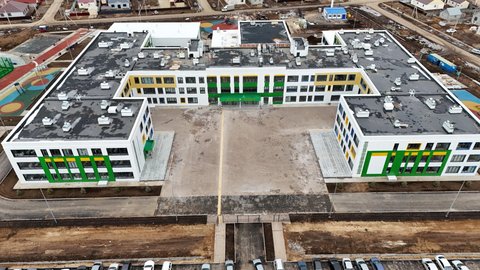 Батыс Қазақстан облысында тоғыз жайлы мектеп салынып жатыр