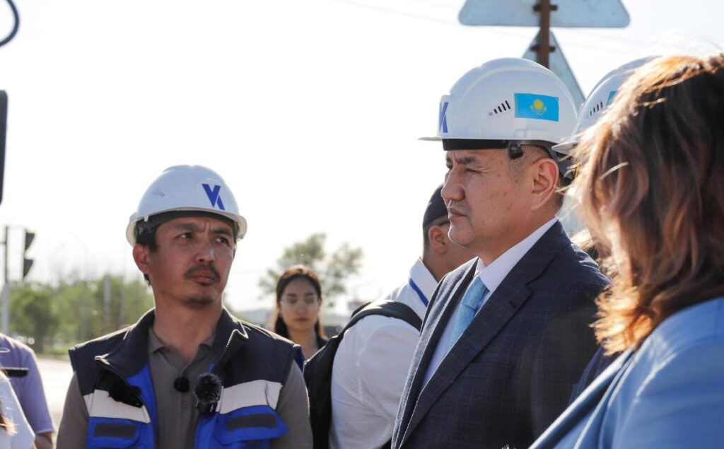 Өскеменде 200 мың көлікке арналған жол айрығы салынып жатыр