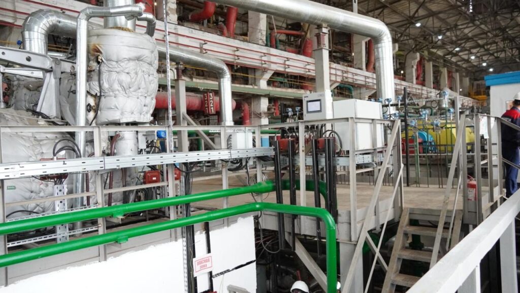 Оралда тозығы жеткен турбинаның орнына жаңа құрылғы орнатылды