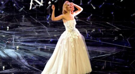 Мария Мудряк Қытайда өнер көрсетеді