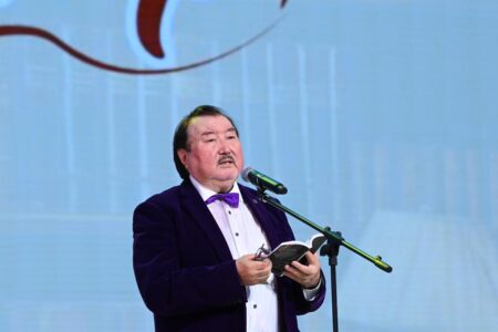 Сыр елінде ақын Ұлықбек Есдәулеттің шығармашылығы ұлықталды