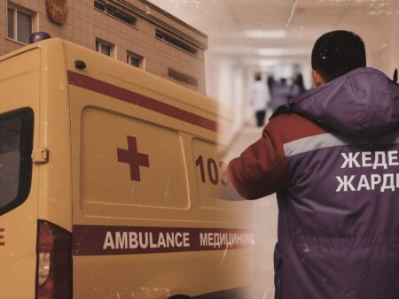 Тоқаевтың заң мен тәртібі: дәрігерге шабуыл жасағандар темір торда «емделеді»