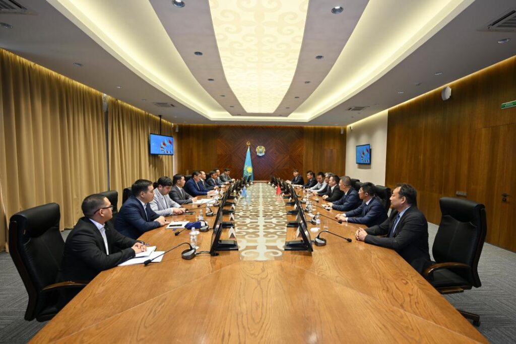 Семейде жаңа әкімшілік-іскерлік орталық салуға халықаралық инвесторлар тартылуда