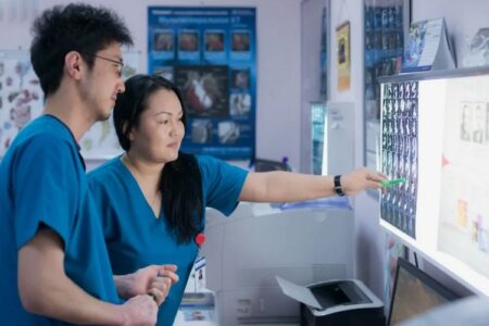 МӘМС халықтың әлеуметтік қорғанысының негізгі тетігі – Бейсен Тәжібаев