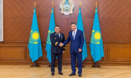 Көлік қызметкерлері күні республика бойынша 200-ге жуық адамға мемлекеттік наградалар мен құрметті атақтар табысталады