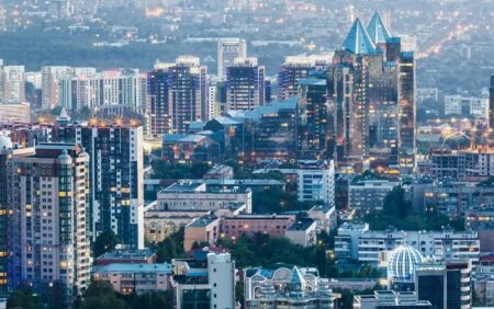 «Алатаудың етегіндегі ақылды қала»: Алматыда цифрлық трансформация қалай жүзеге асуда?