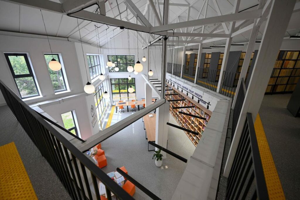 Семейде көру қабілеті шектеулі жандарға арналған кітапхана ашылды